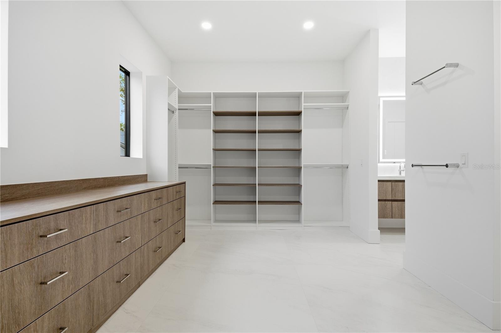 RIDGEWOOD PARK - Residential