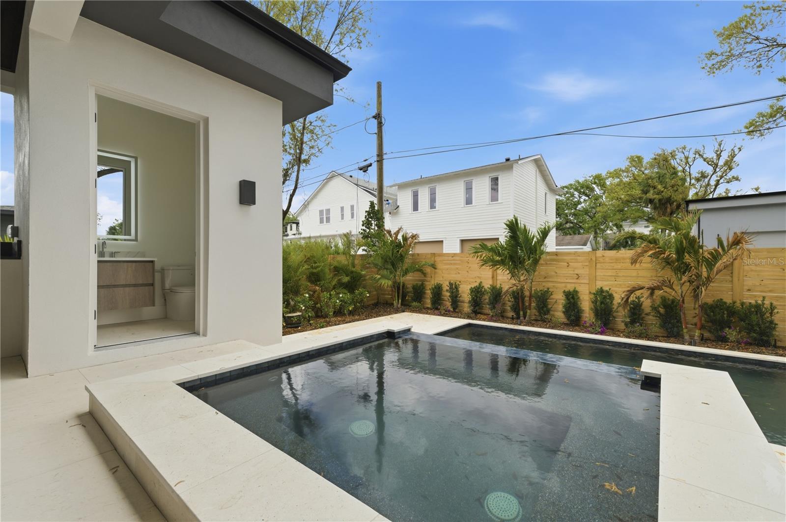 RIDGEWOOD PARK - Residential