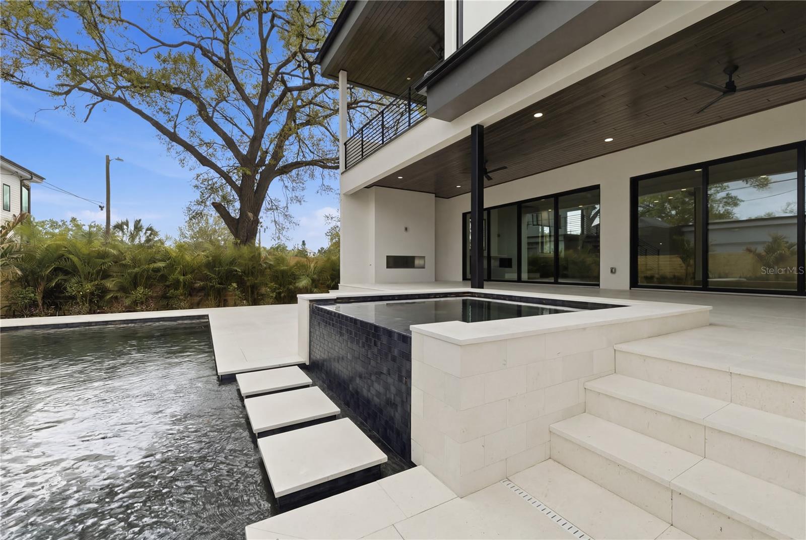 RIDGEWOOD PARK - Residential