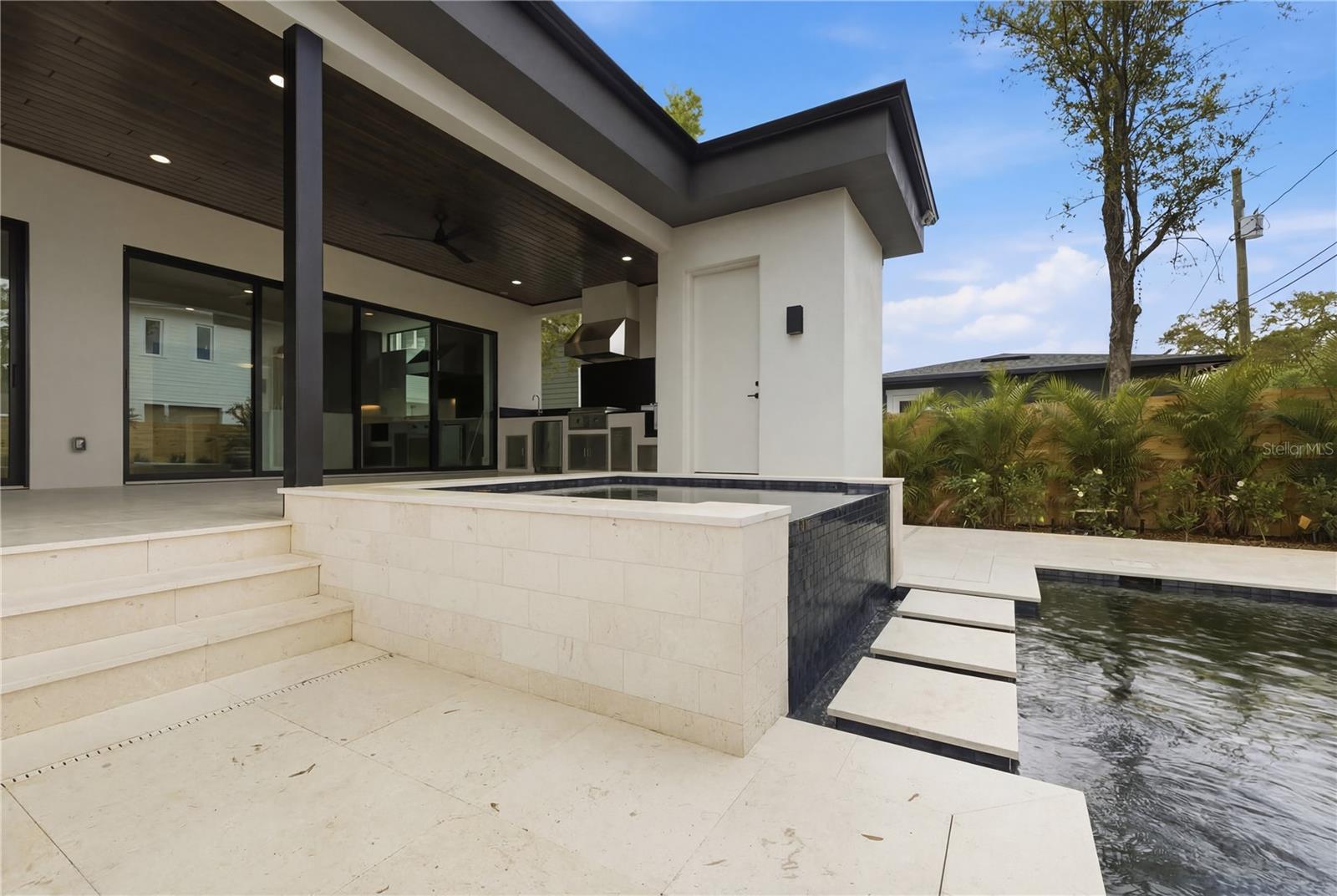 RIDGEWOOD PARK - Residential