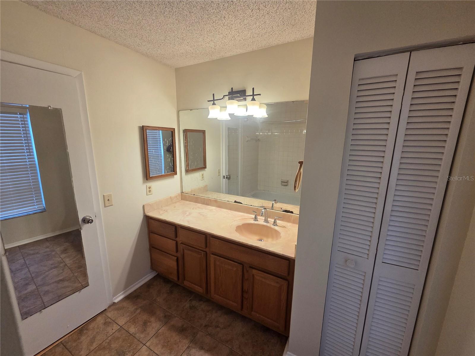 PEPPERMILL AT PROVIDENCE LAKES - Residential Lease