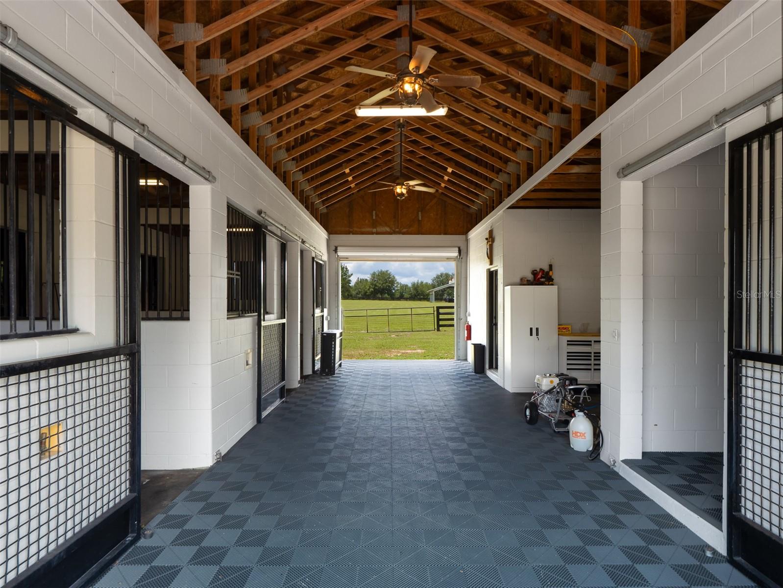 WINGSPREAD FARMS - Residential