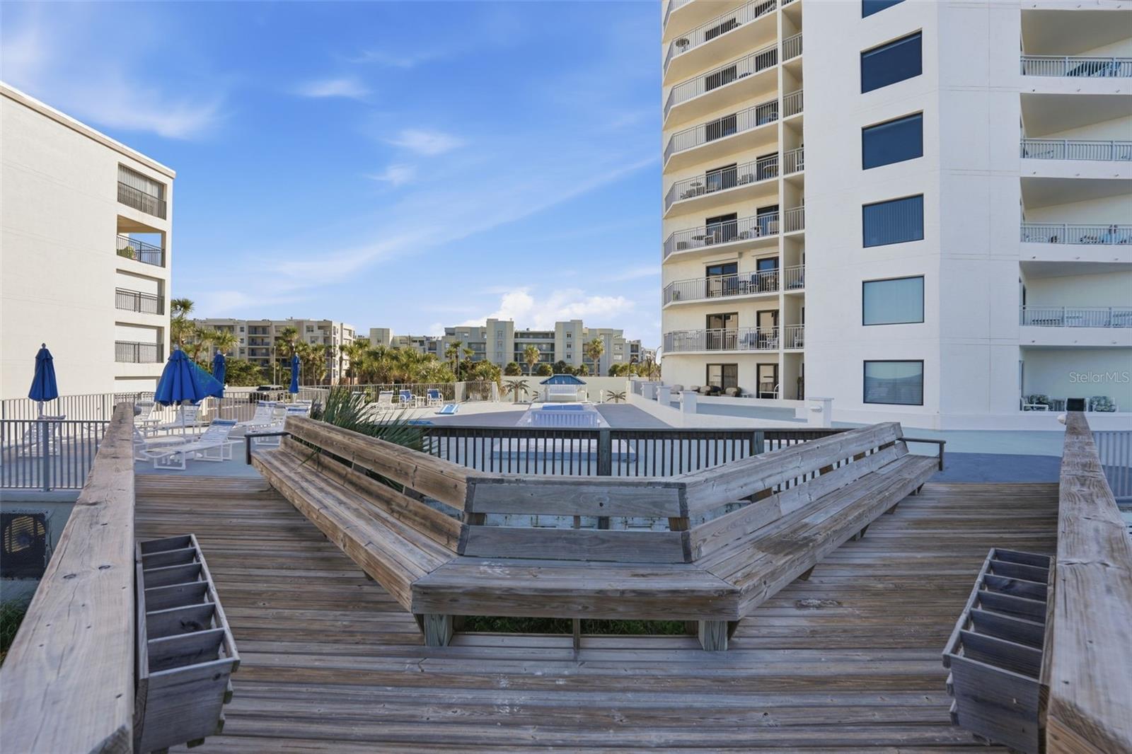 SEASCAPE TOWERS CONDO PH 01 - Residential
