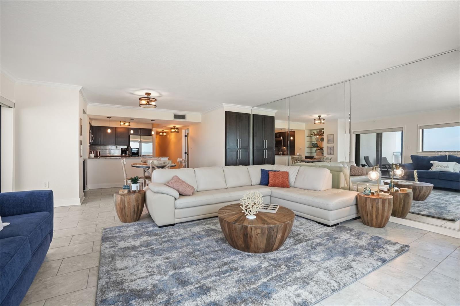 SEASCAPE TOWERS CONDO PH 01 - Residential