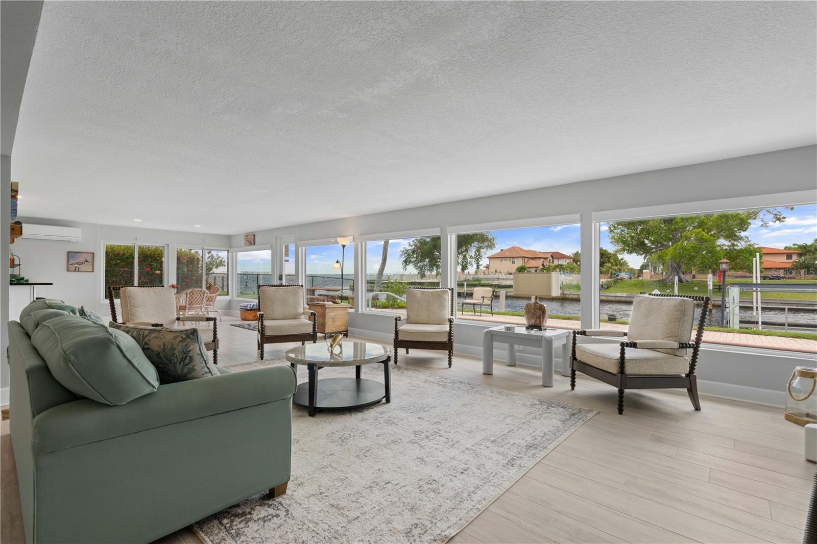 PUNTA GORDA ISLES SEC 04 - Residential