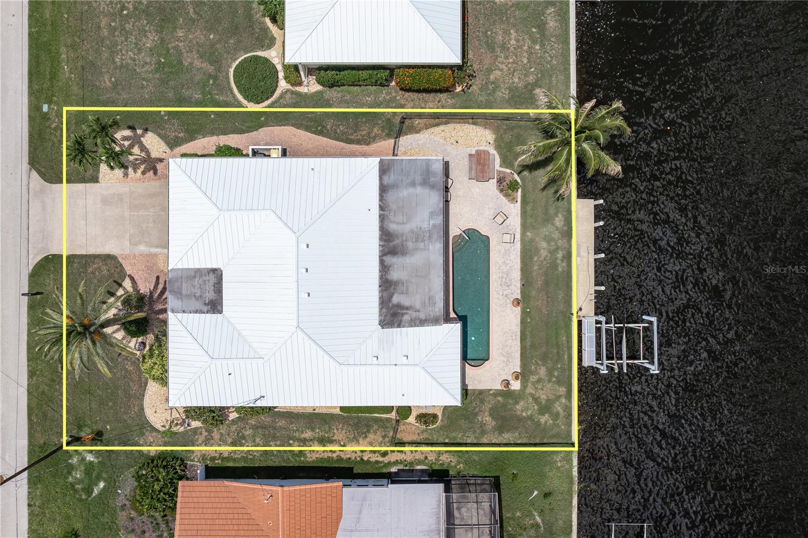 PUNTA GORDA ISLES SEC 04 - Residential