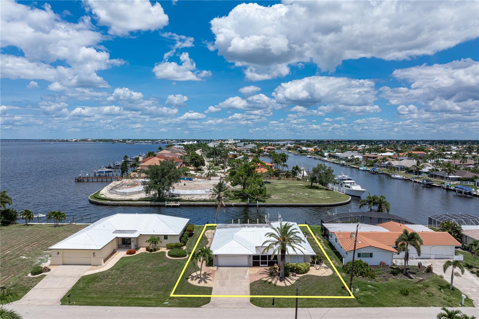 PUNTA GORDA ISLES SEC 04 - Residential