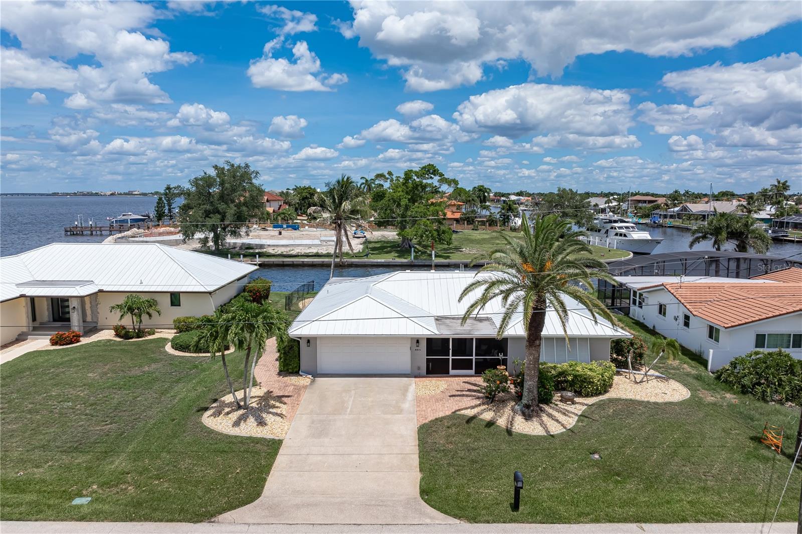 PUNTA GORDA ISLES SEC 04 - Residential