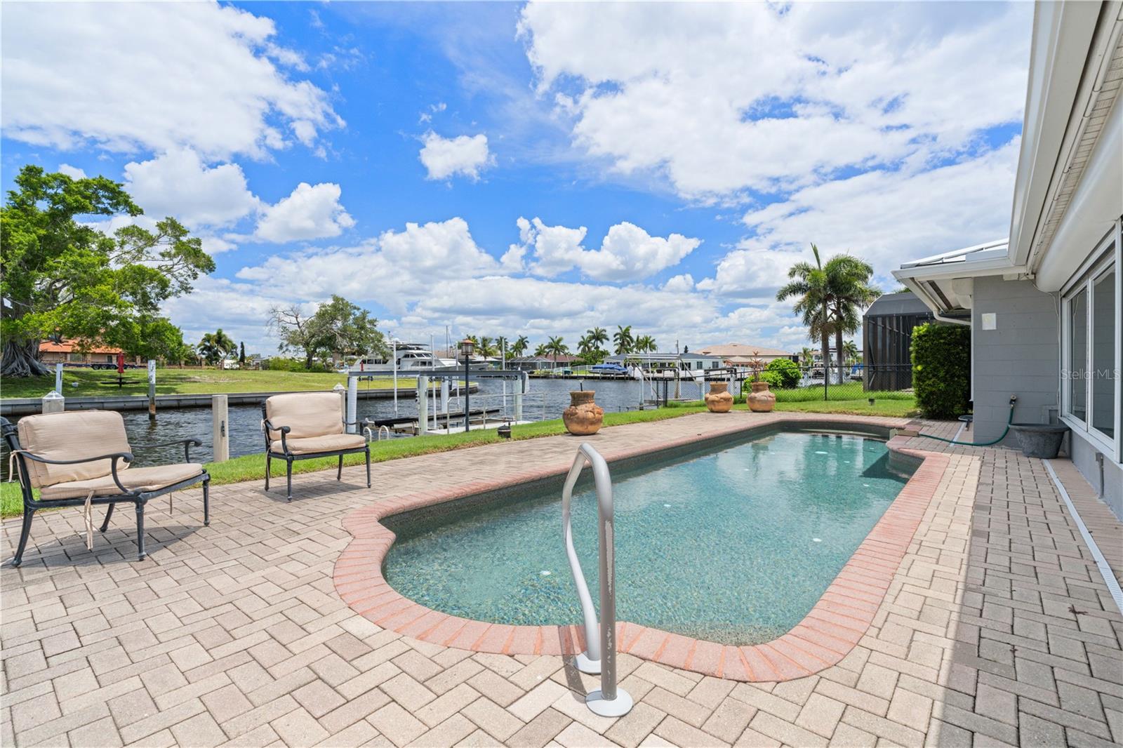 PUNTA GORDA ISLES SEC 04 - Residential