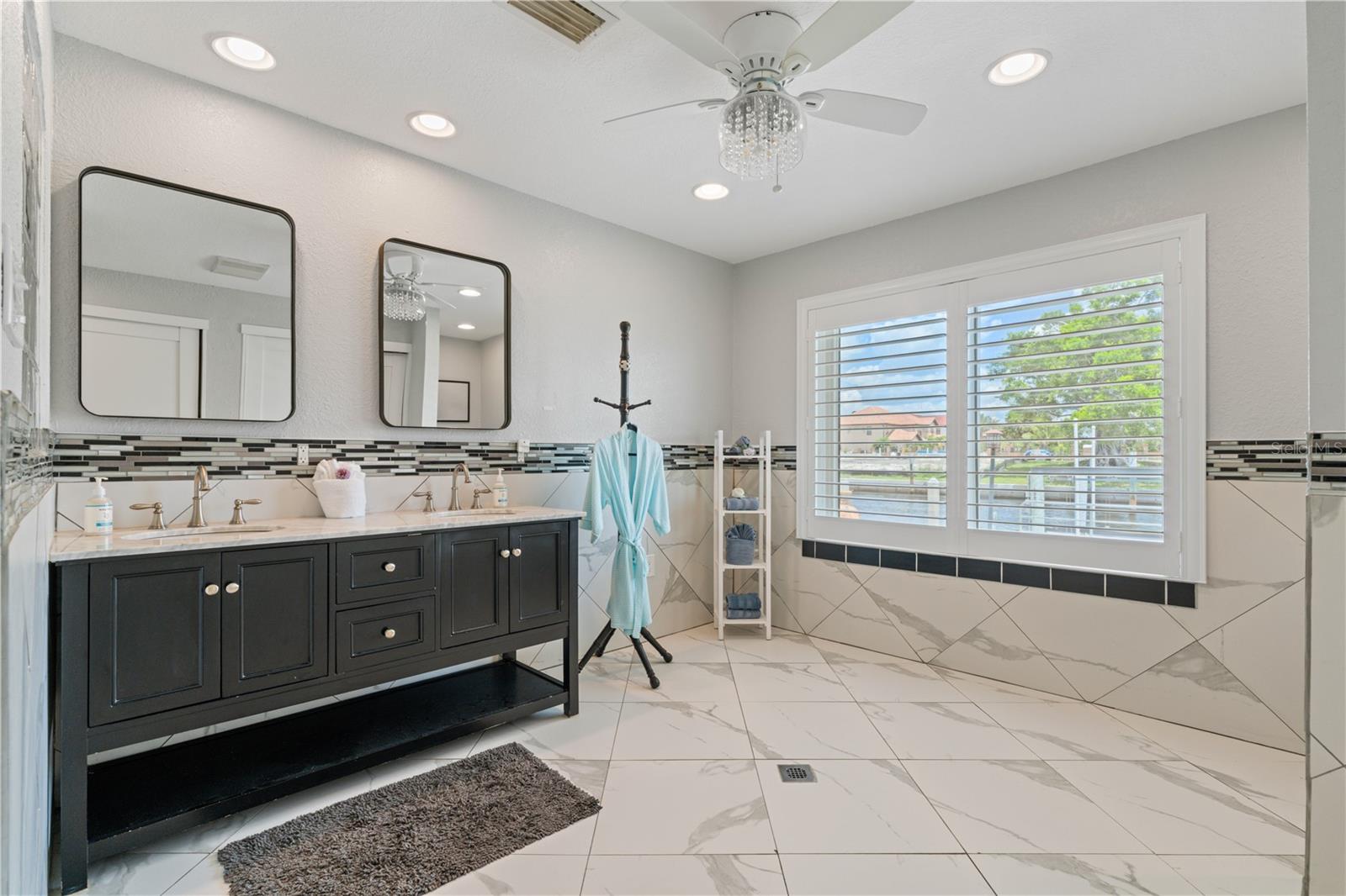 PUNTA GORDA ISLES SEC 04 - Residential