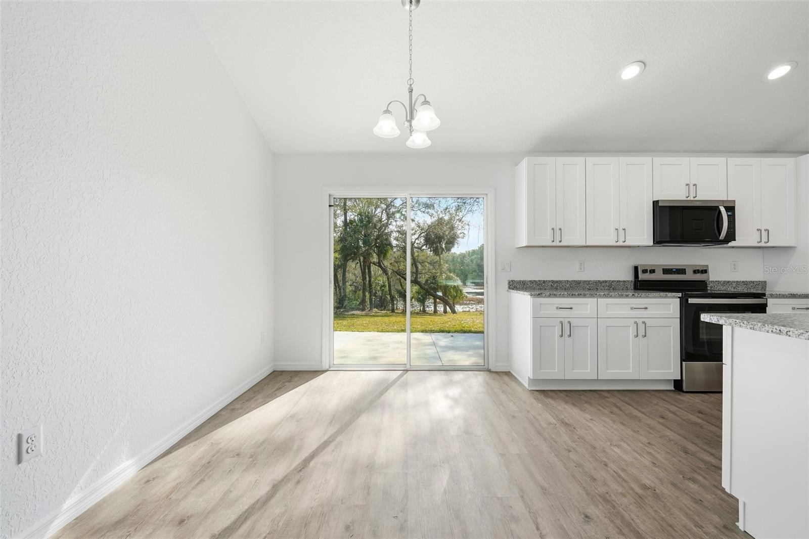 WOODS & LAKES SUB - Residential