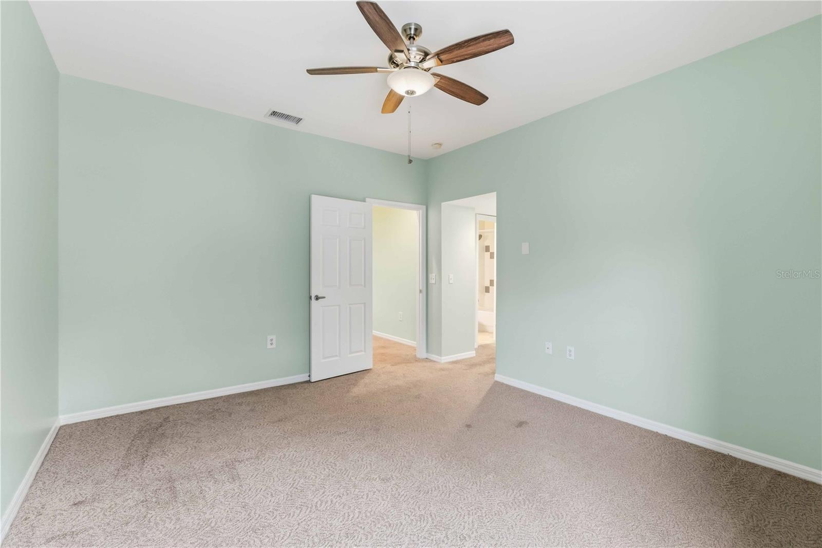 CAROLINA LANDINGS - Residential