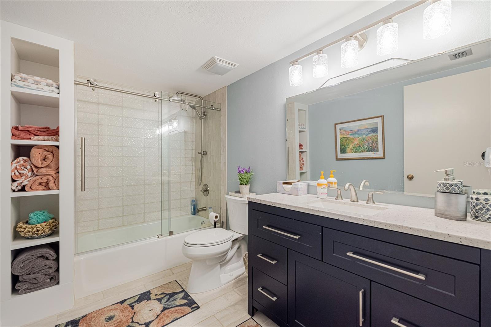MARINA SOUTH SHORE CONDO - Residential
