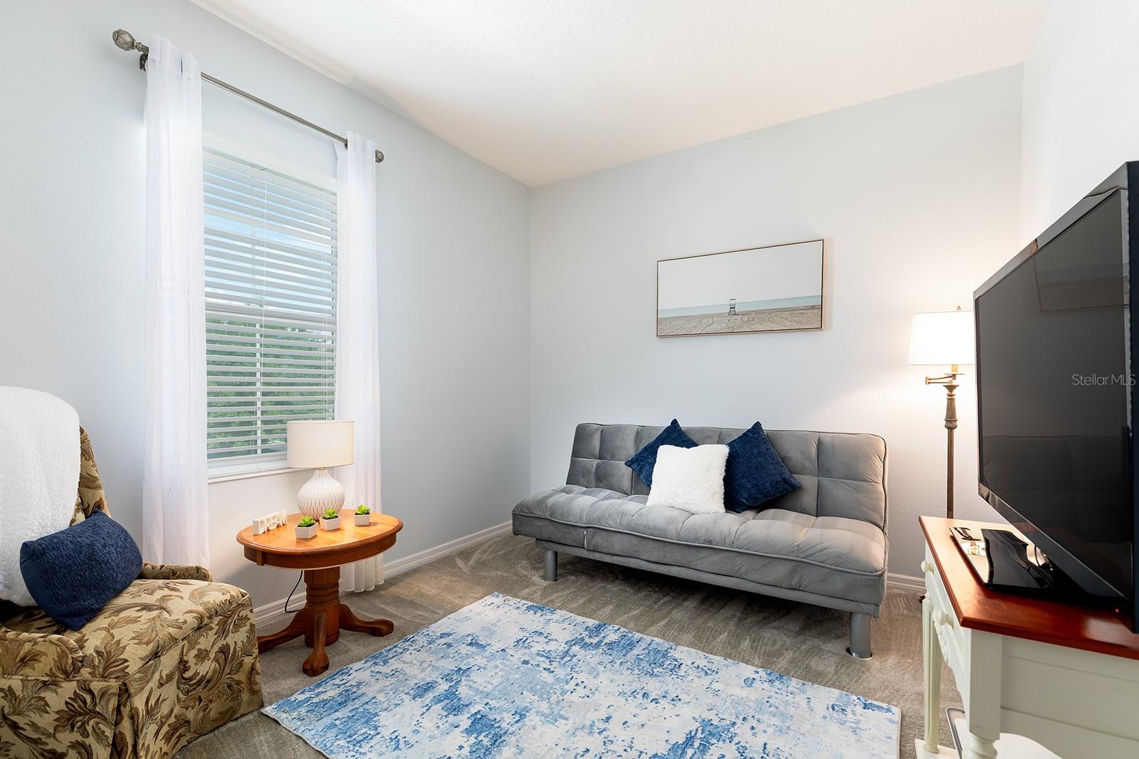 WINDSOR SQUARE - Residential