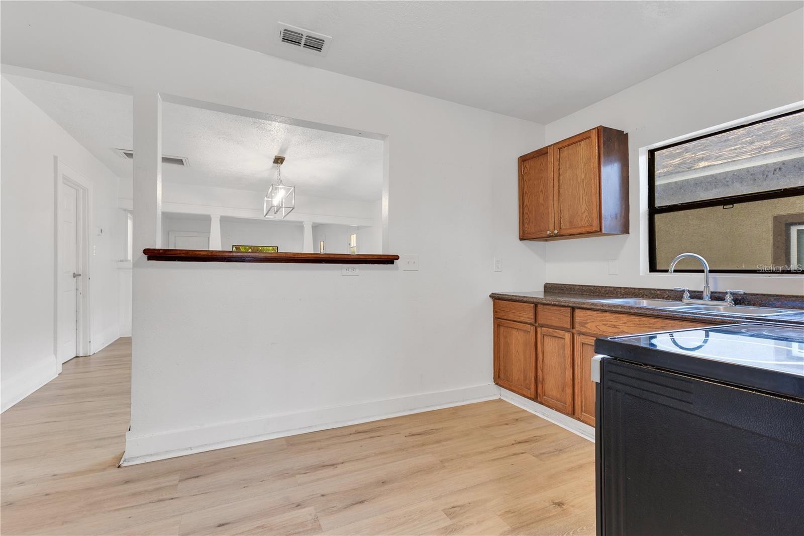 WEST ORLANDO SUB - Residential Lease