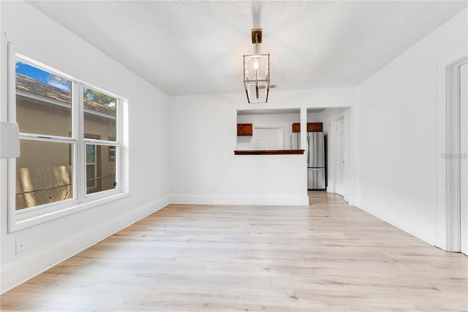 WEST ORLANDO SUB - Residential Lease