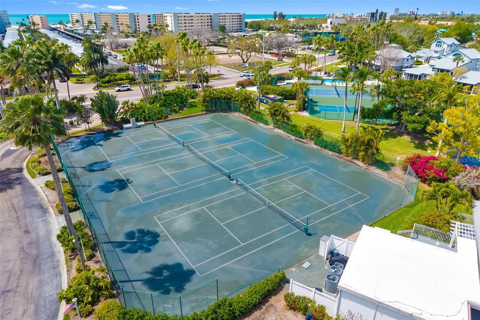 DOLPHIN BAY-SIESTA KEY SEC A - Residential