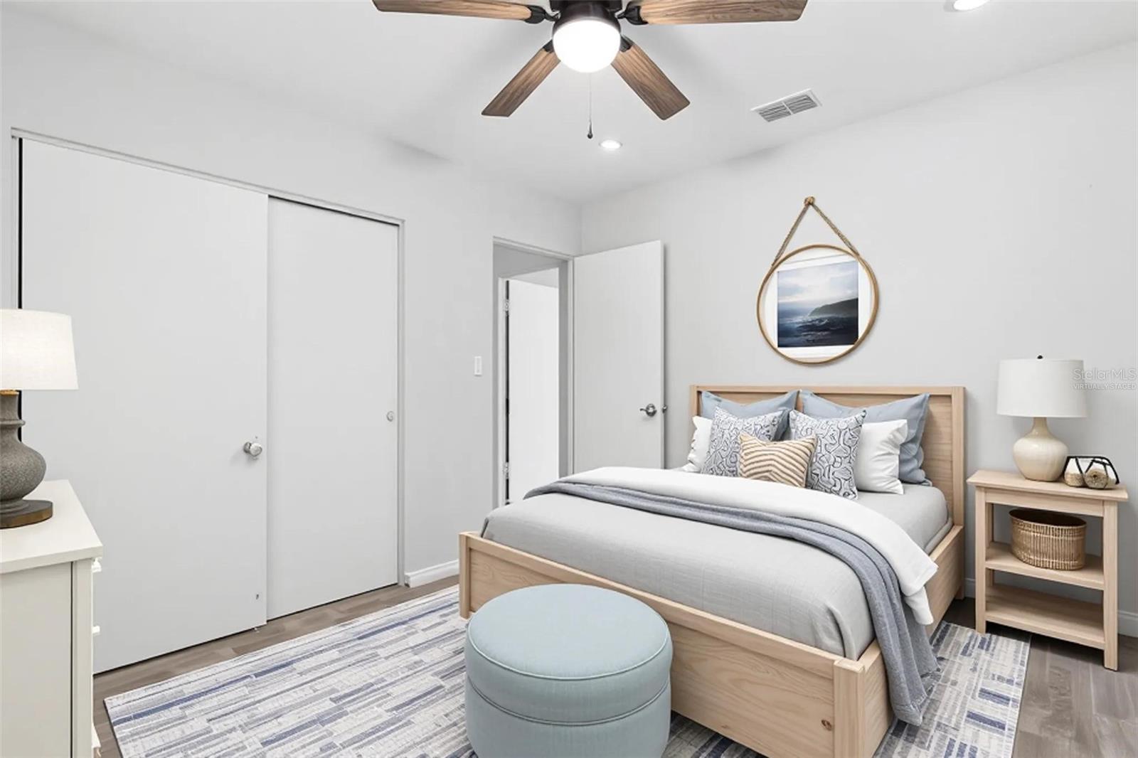 QUEEN ACRES - Residential