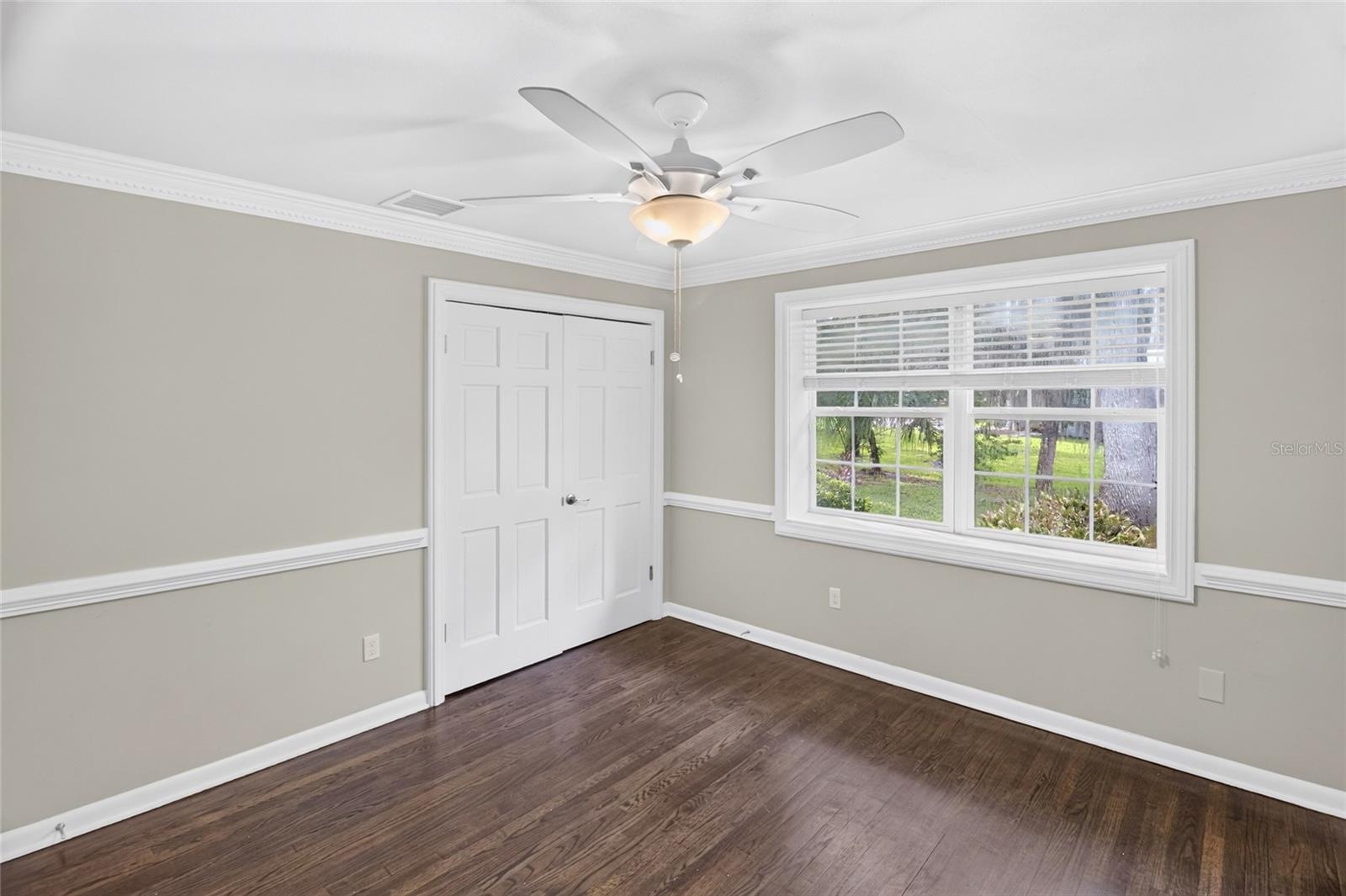 COUNTRY CLUB ESTATE MCINTOSH GRT - Residential