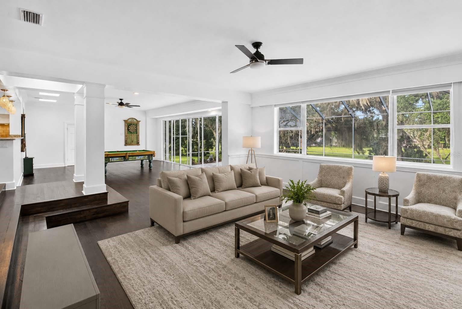 COUNTRY CLUB ESTATE MCINTOSH GRT - Residential