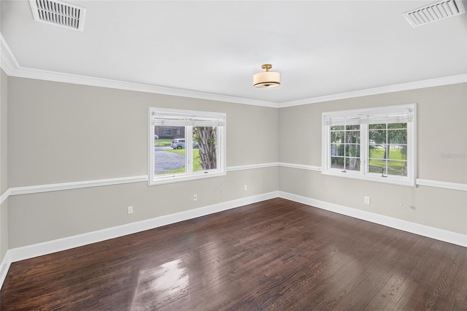 COUNTRY CLUB ESTATE MCINTOSH GRT - Residential