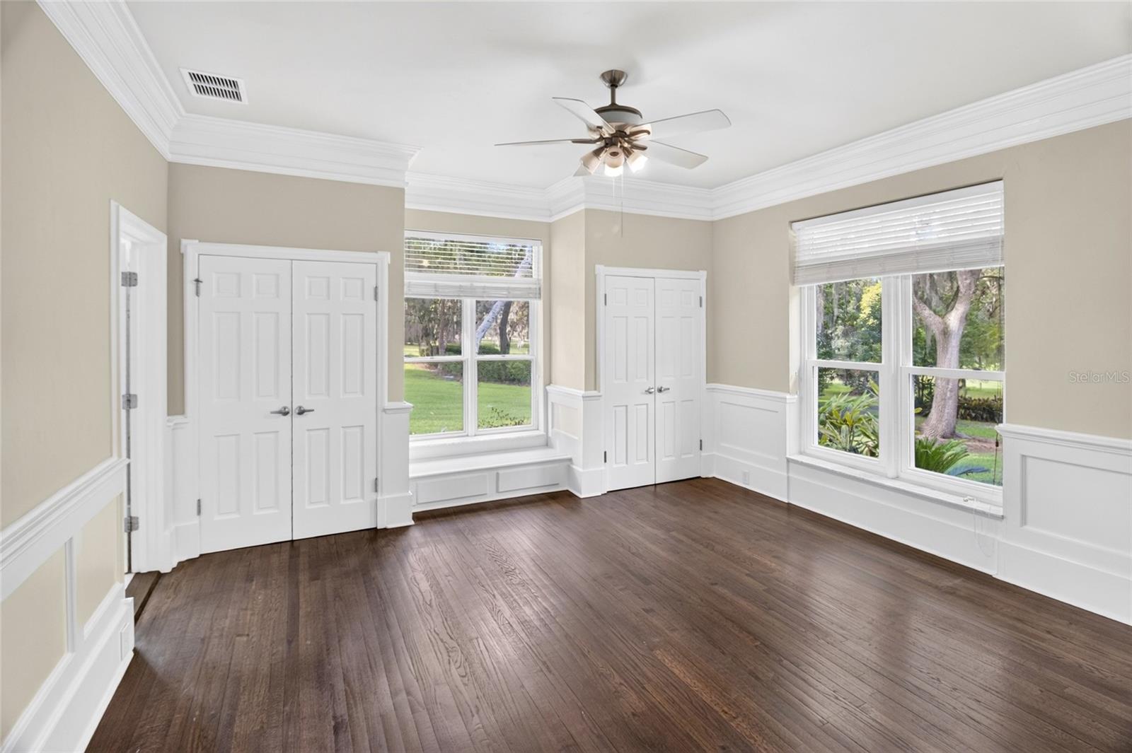 COUNTRY CLUB ESTATE MCINTOSH GRT - Residential