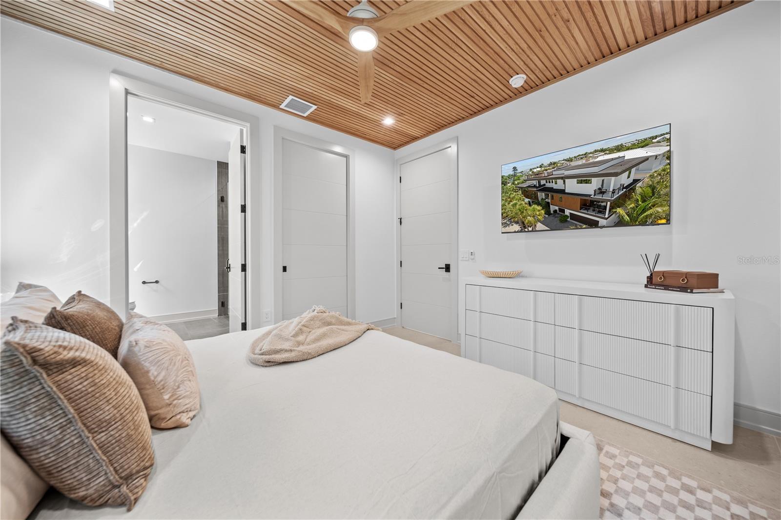 BIMINI BAY ESTATES - Residential