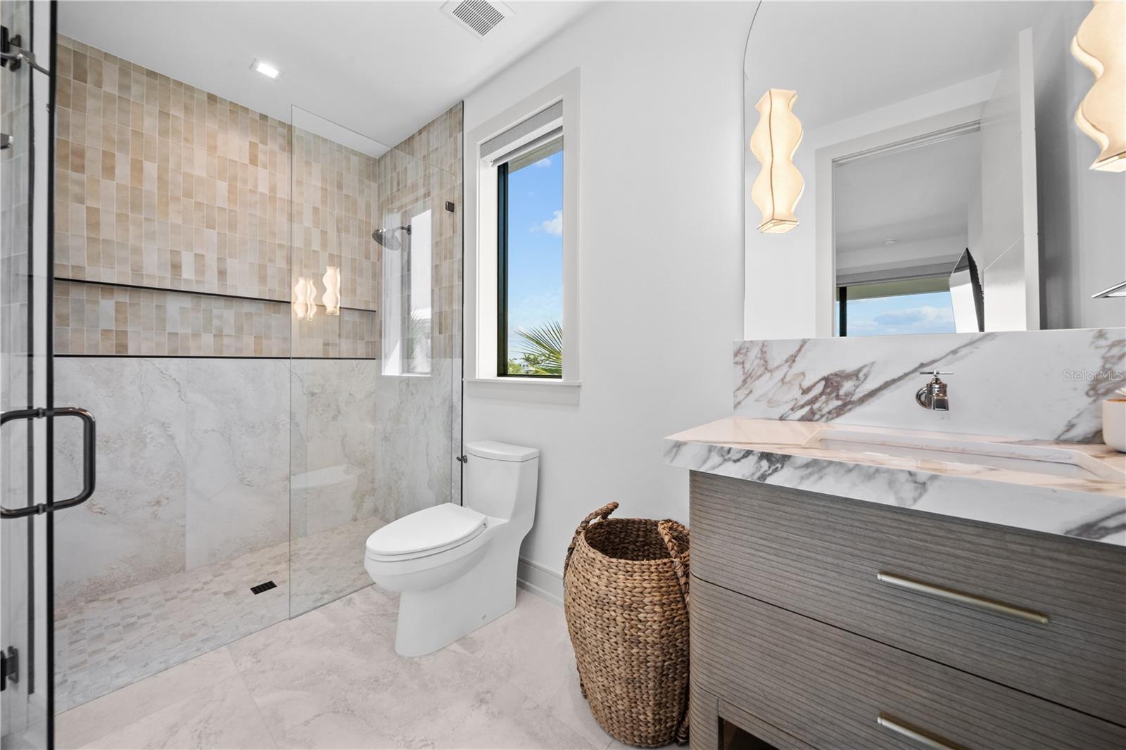 BIMINI BAY ESTATES - Residential