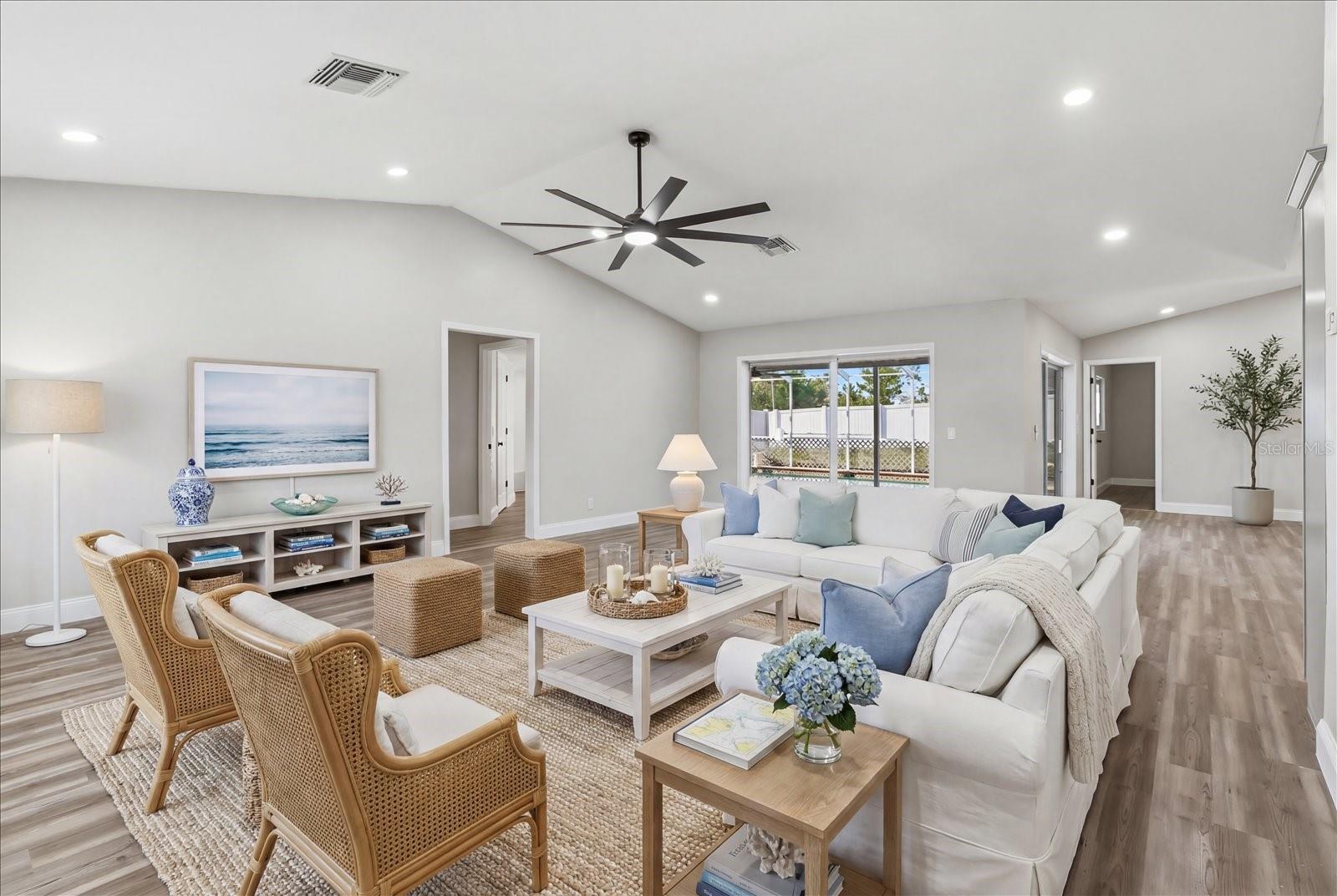 SPRING HILL - Residential