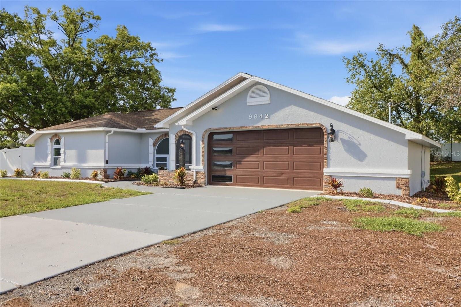 SPRING HILL - Residential
