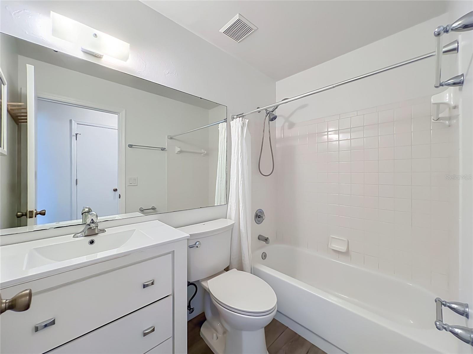 CITRUS OAKS PH 03 - Residential