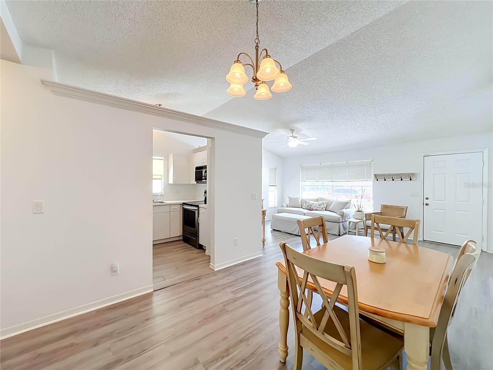 CITRUS OAKS PH 03 - Residential