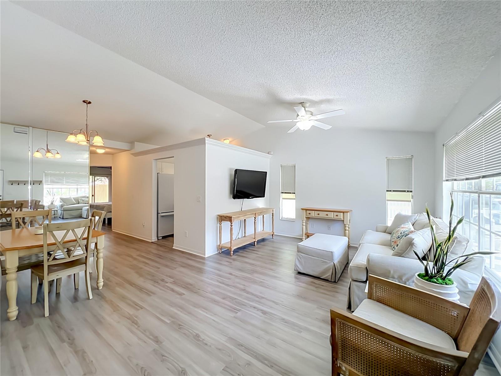CITRUS OAKS PH 03 - Residential