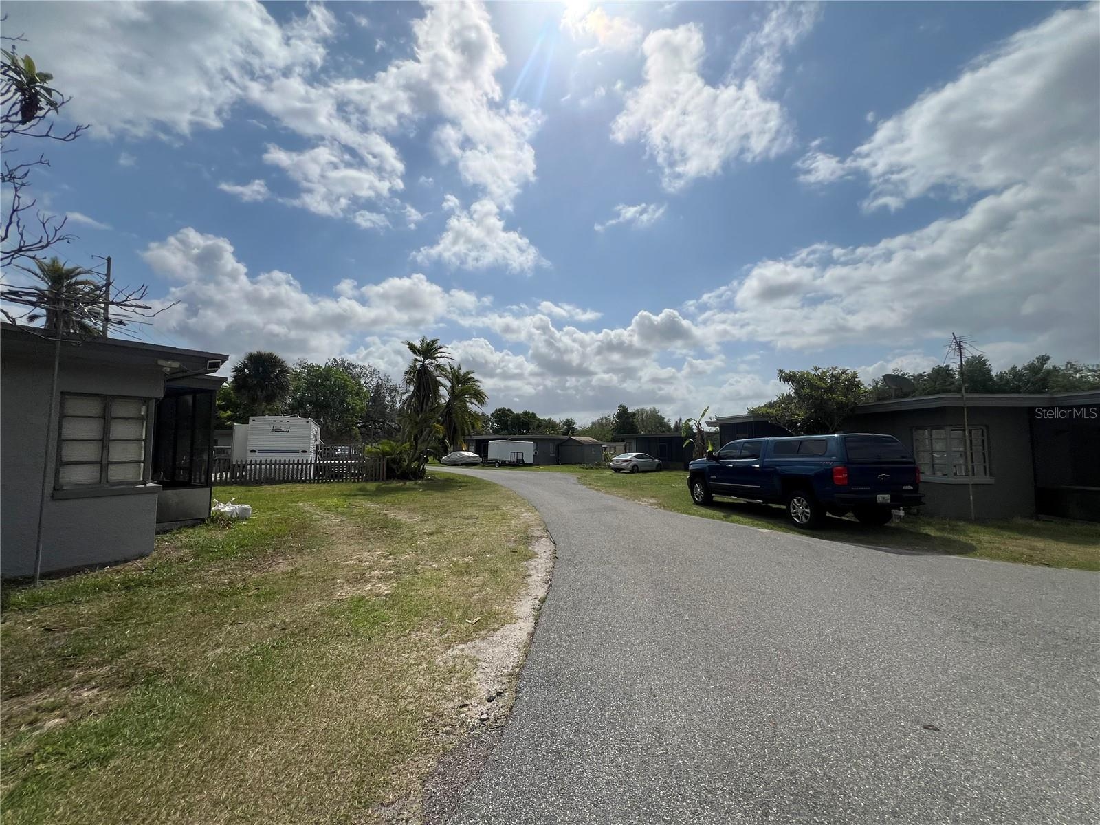 LAKE JOHNS MOTEL APTS. & TR. PK - Residential Income