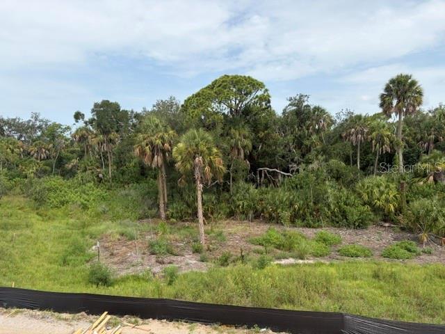 OAKFIELD TRAILS WEST - Residential