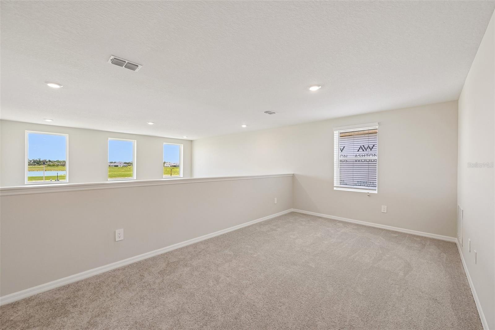 OAKFIELD TRAILS WEST - Residential
