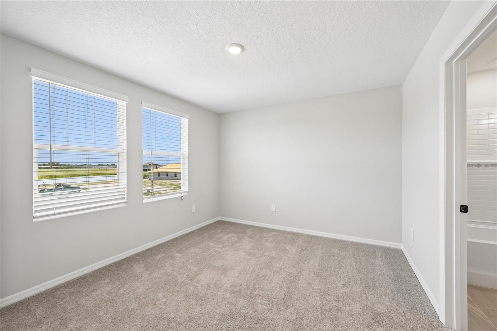 OAKFIELD TRAILS WEST - Residential