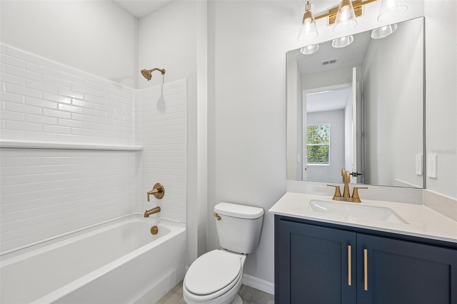OAKFIELD TRAILS WEST - Residential