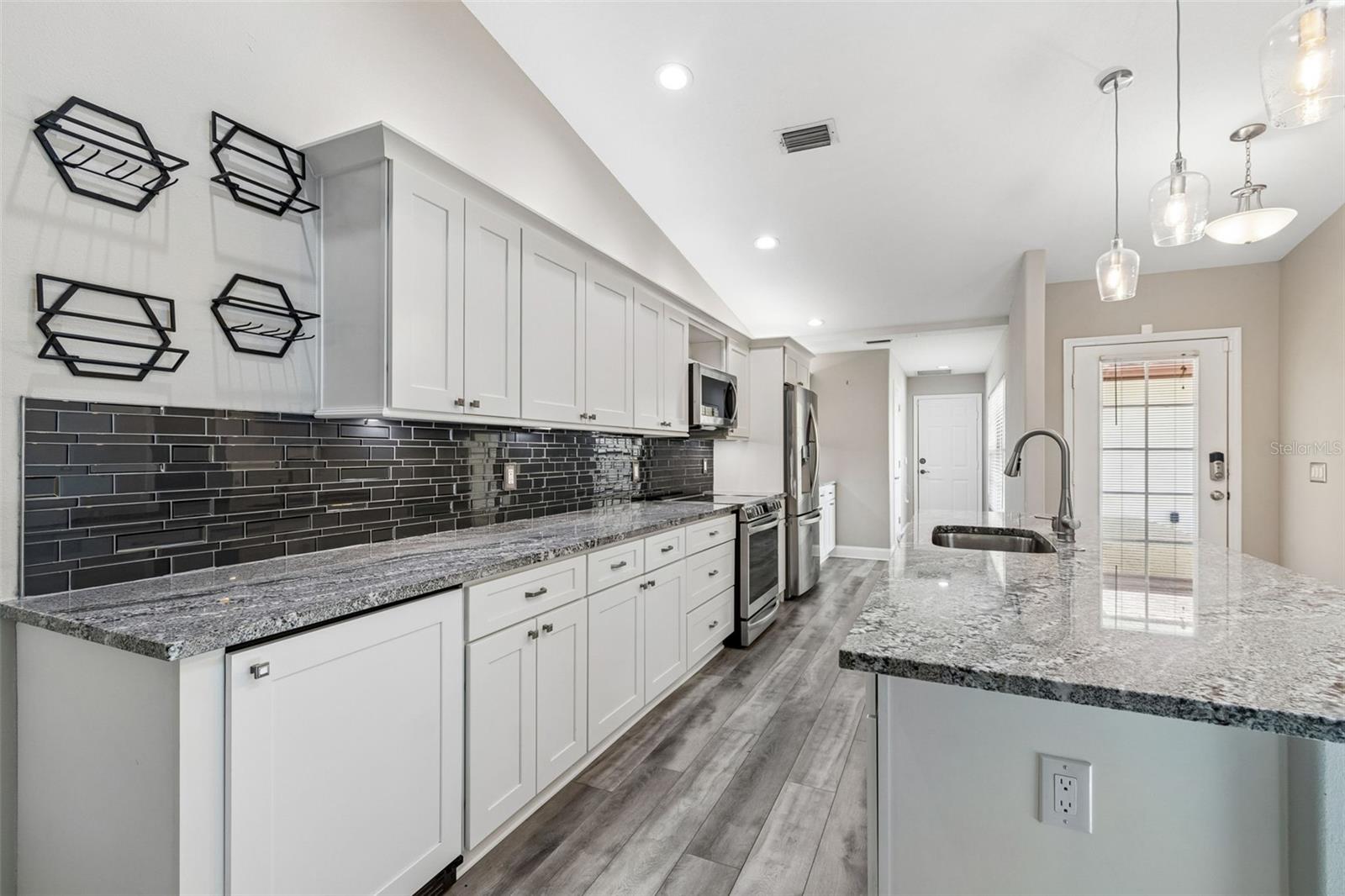 RACQUET CLUB VILLAS AMD - Residential