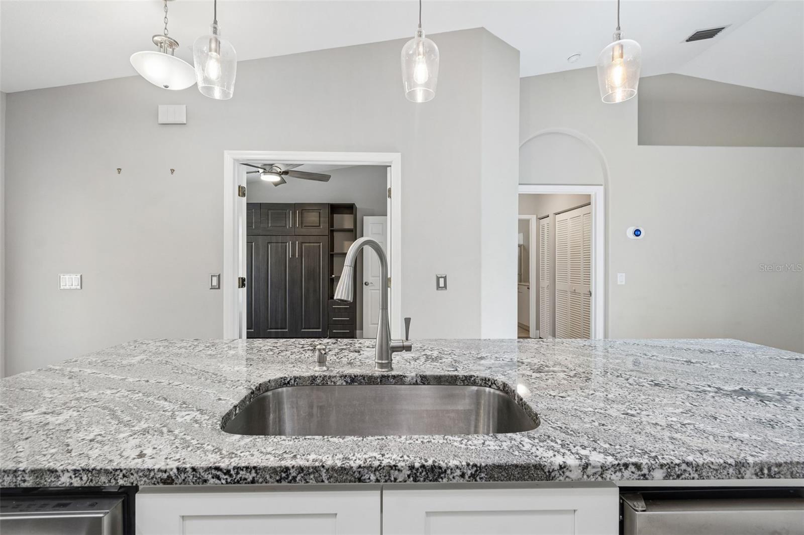 RACQUET CLUB VILLAS AMD - Residential