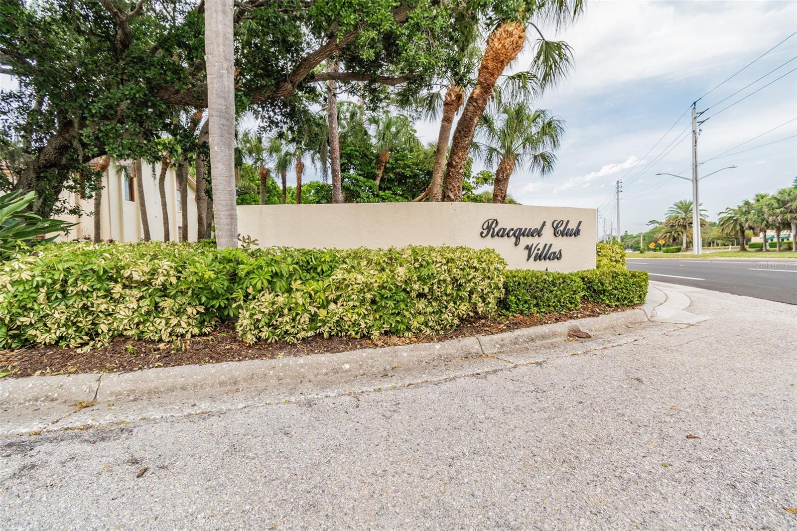 RACQUET CLUB VILLAS AMD - Residential