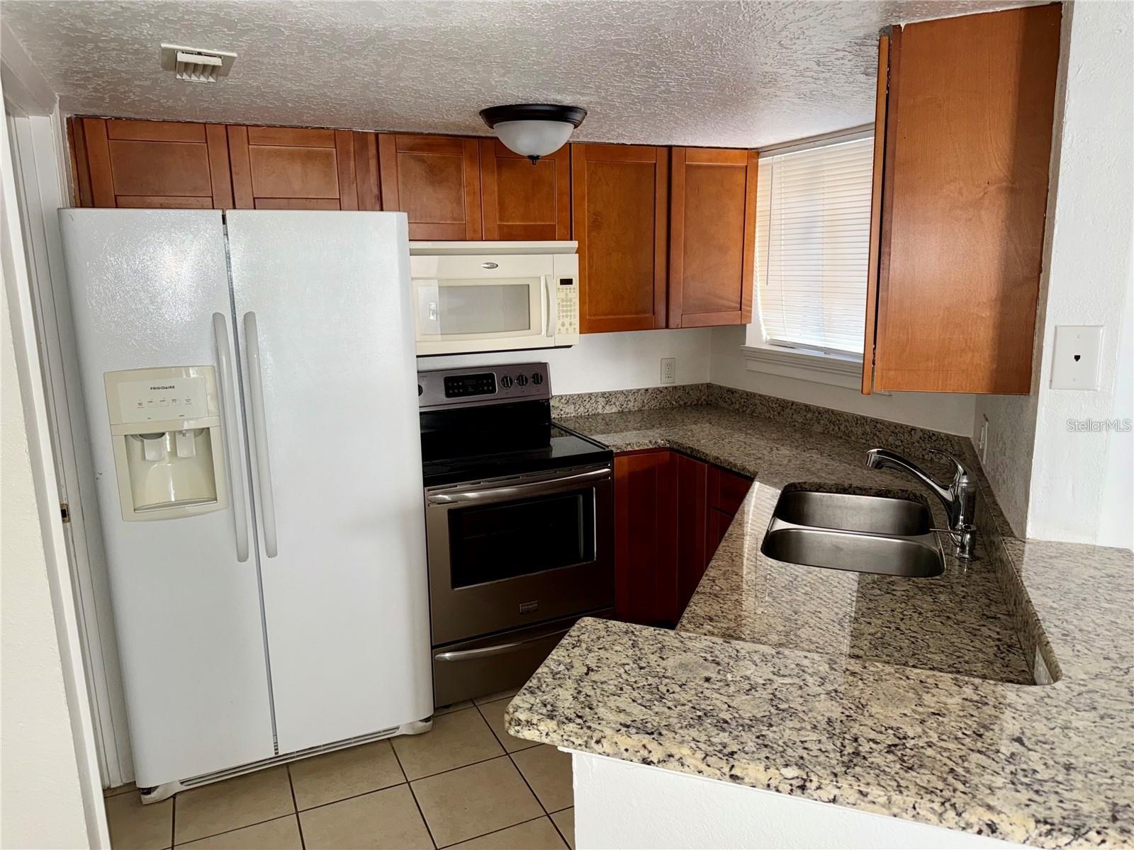 PLAZA/MILLENIUM CONDO - Residential