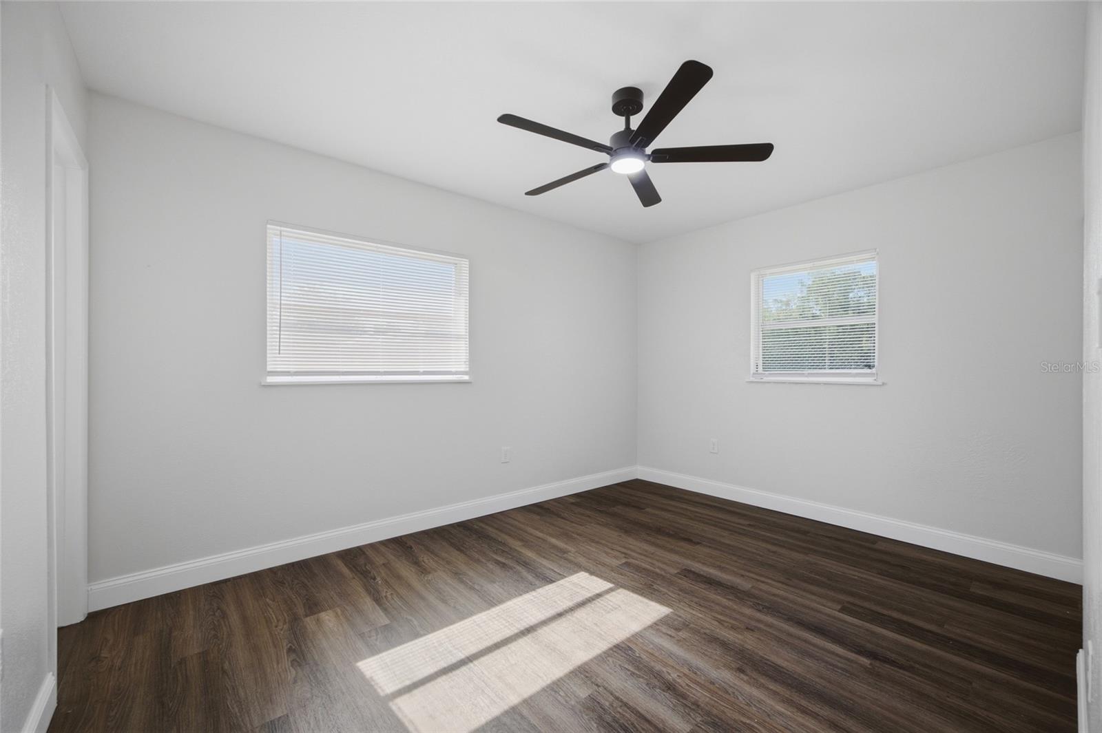 THOMAS WAYNE SUB - Residential
