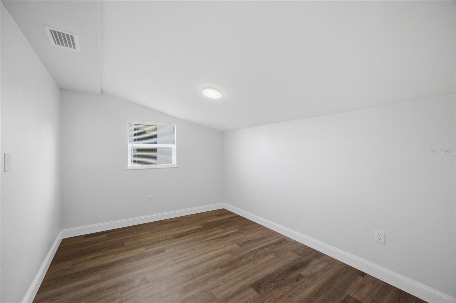 THOMAS WAYNE SUB - Residential