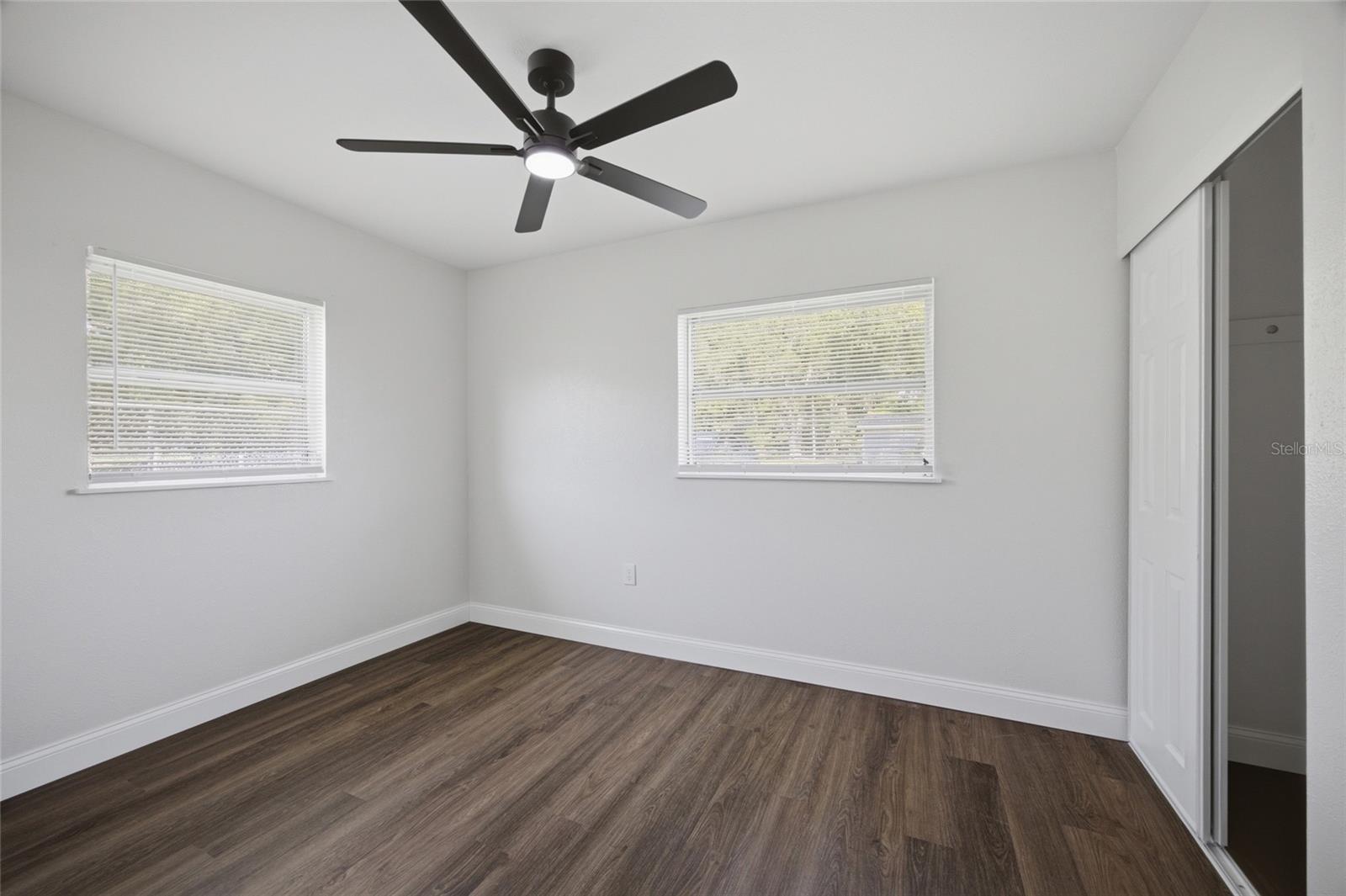 THOMAS WAYNE SUB - Residential