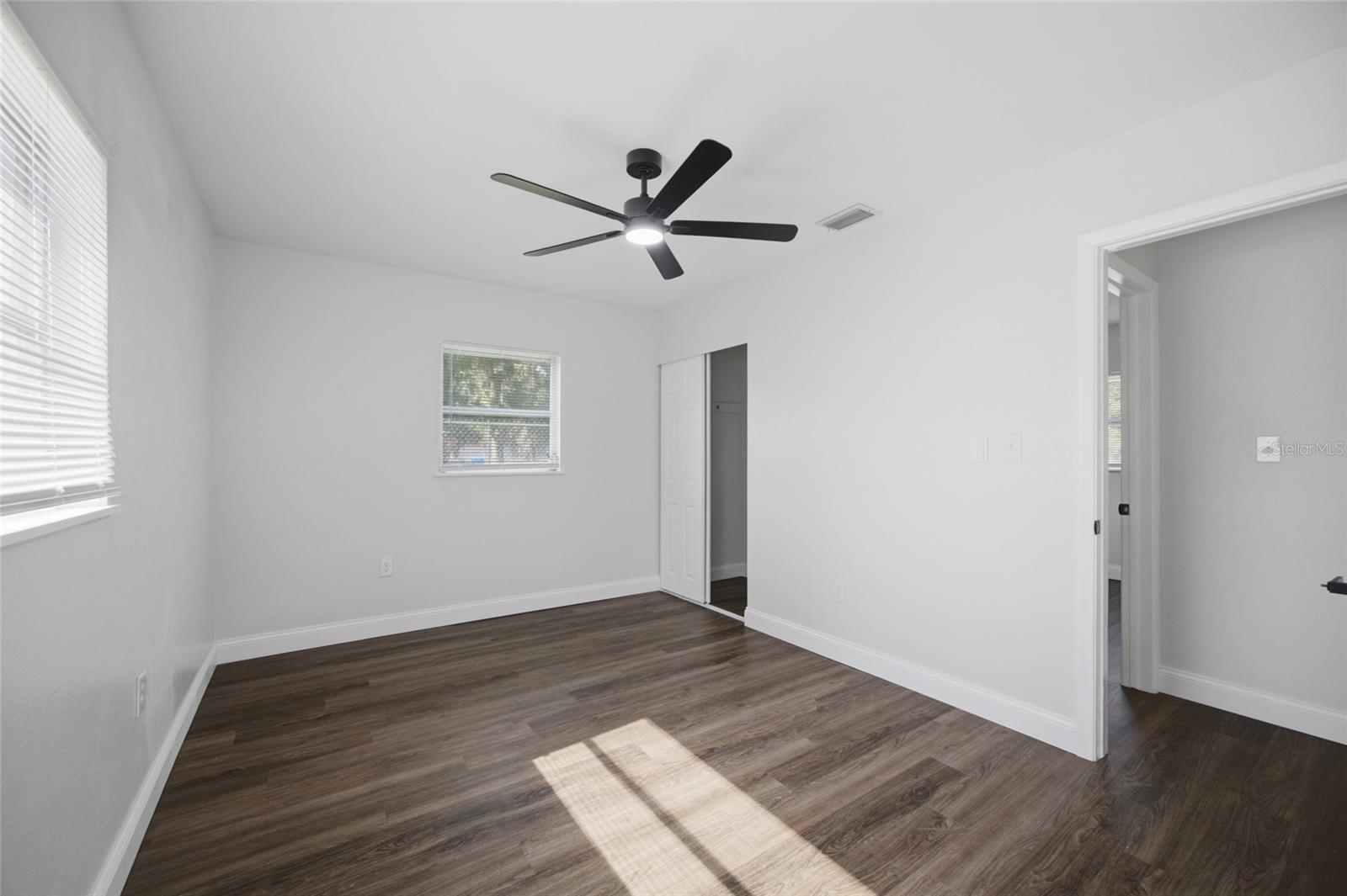 THOMAS WAYNE SUB - Residential