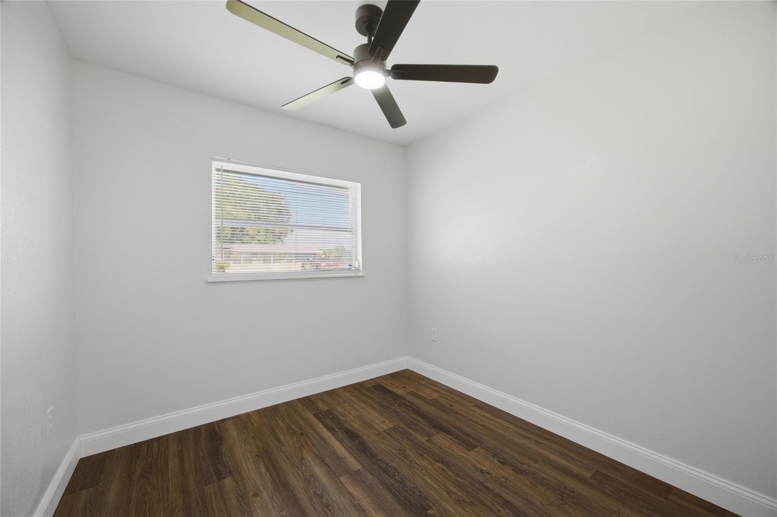 THOMAS WAYNE SUB - Residential