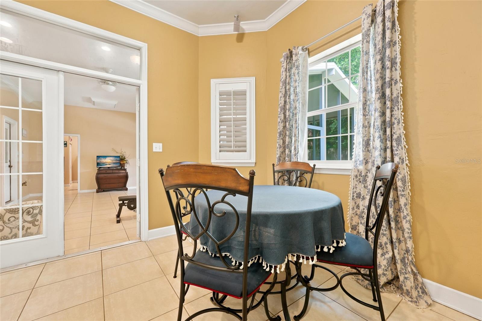 CHELSEA LANE - Residential