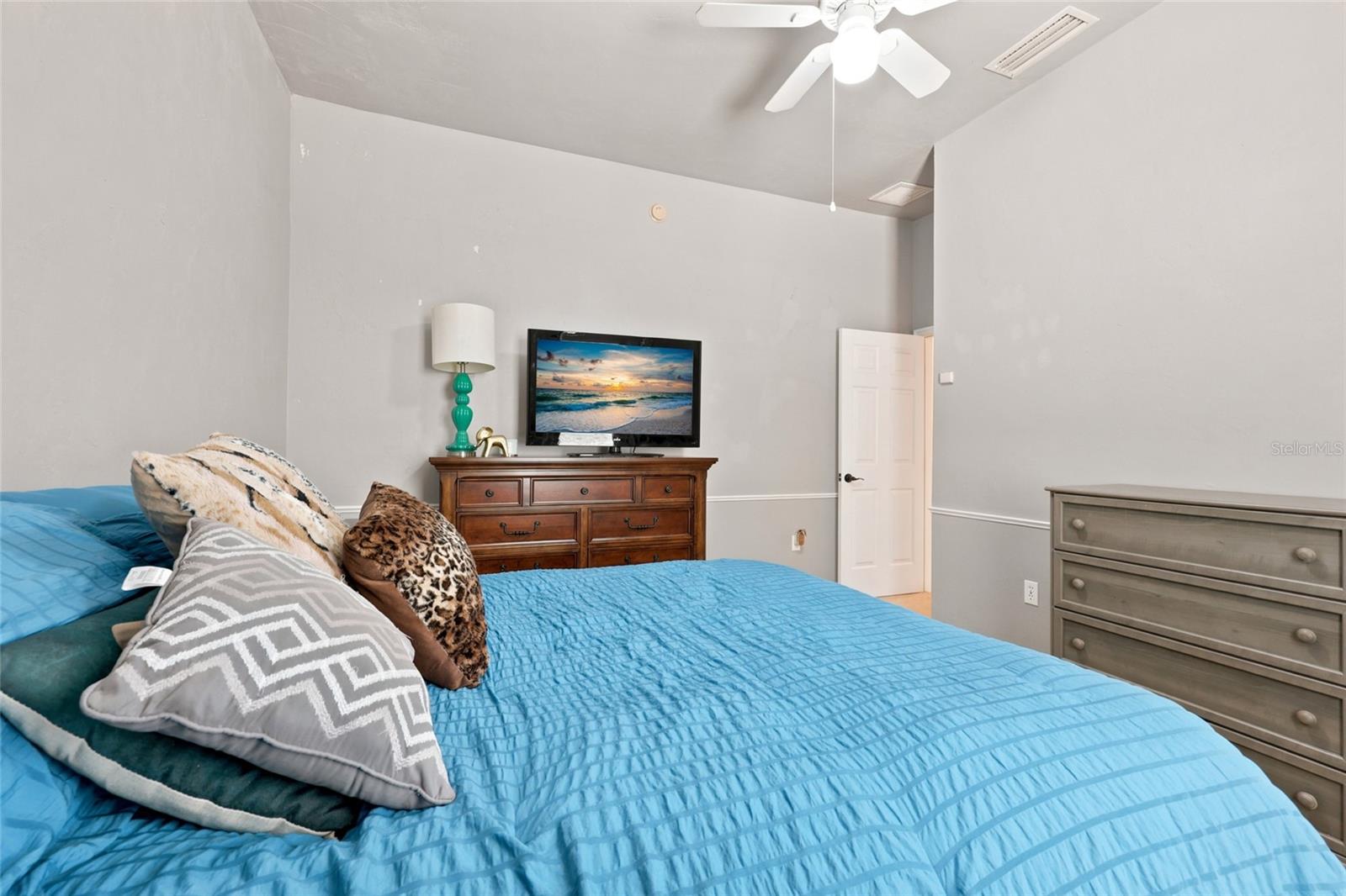 CHELSEA LANE - Residential