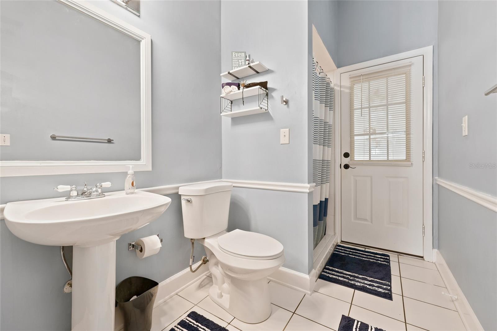 CHELSEA LANE - Residential